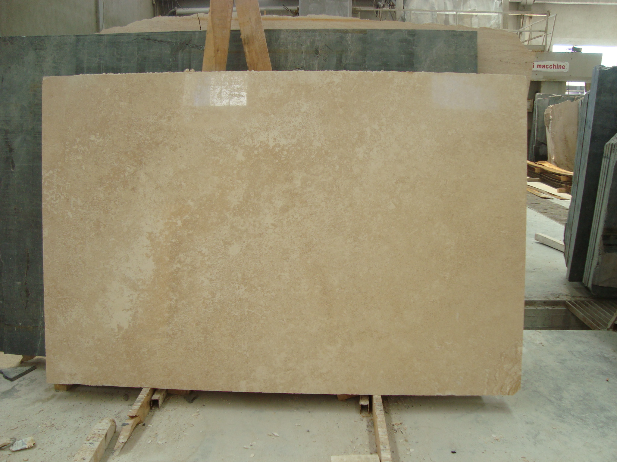 light/medium travertine slab